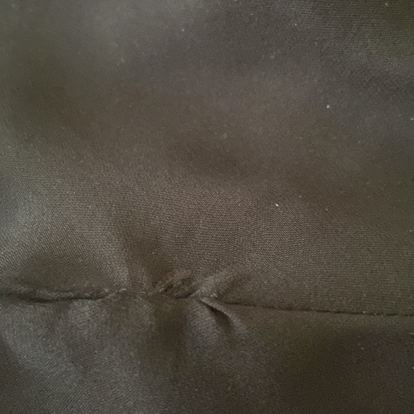 Black and white blouse by Parker L.🍄 - Picture 3 of 3